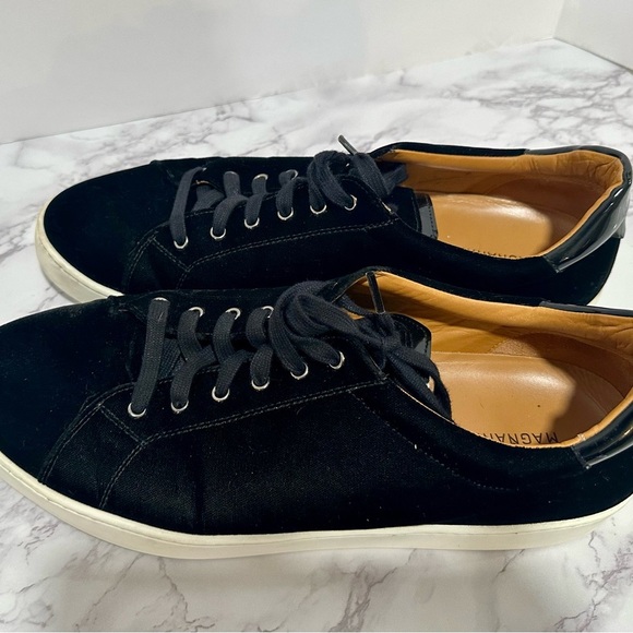 Magnanni Men's Dalia Velvet Sneakers Black - Picture 6 of 11